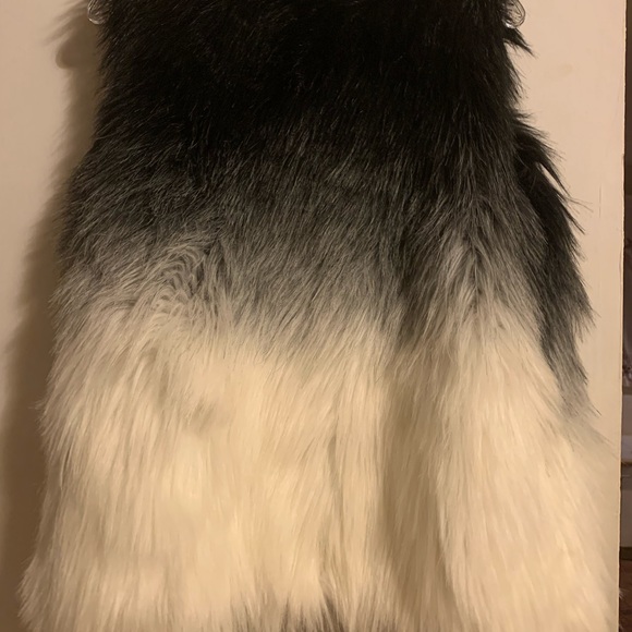 Vest by Coco Colette - Picture 1 of 2